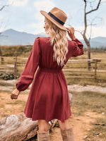 Midi Jurk met V-hals en Elastische Taille - Group8 - Jurkjes.co