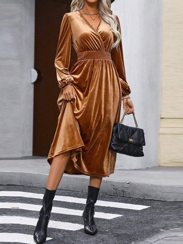 Midi Jurk met V-hals en Fluweel - Group10 - Jurkjes.co