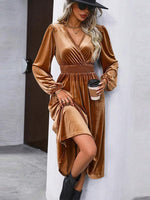 Midi Jurk met V-hals en Fluweel - Group10 - Jurkjes.co