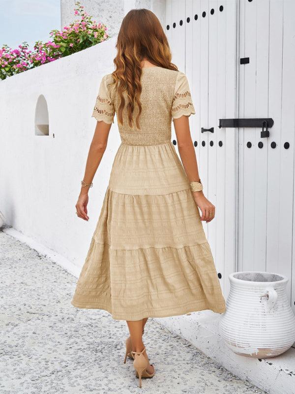 Midi Jurk met V-hals en Gelaagde Rok - Group3 - Jurkjes.co