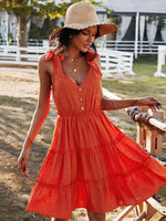 Midi Jurk met V-hals en Gelaagde Rok - Group3 - Jurkjes.co