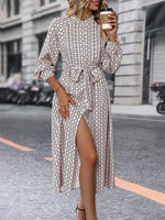 Midi Jurk met V-hals en Geometrisch Patroon - Midi Dresses - Jurkjes.co