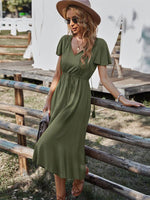 Midi Jurk met V-hals en Gerimpelde Rand - Maxi Dresses - Jurkjes.co