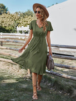 Midi Jurk met V-hals en Gerimpelde Rand - Maxi Dresses - Jurkjes.co