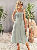 Midi Jurk met V-hals en Gestreept Design - Group6 - Jurkjes.co