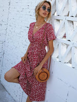 Midi Jurk met V-hals en Gestreept Patroon - Midi Dresses - Jurkjes.co