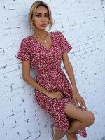 Midi Jurk met V-hals en Gestreept Patroon - Midi Dresses - Jurkjes.co