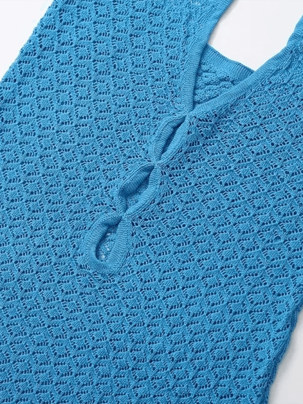 Midi Jurk met V-hals en Halternek - Group13 - Jurkjes.co