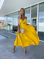 Midi Jurk met V-hals en Hoge Split - Midi Dresses - Jurkjes.co