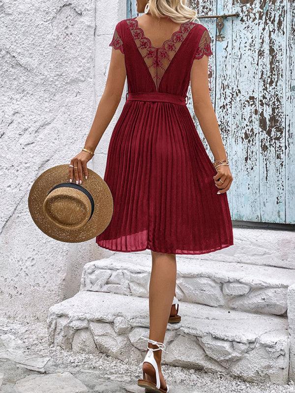 Midi Jurk met V-hals en Kanten Details - Midi Dresses - Jurkjes.co