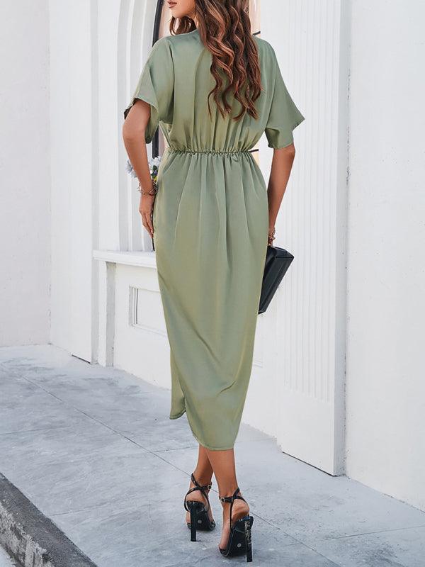 Midi Jurk met V-hals en Knopen - Group3 - Jurkjes.co