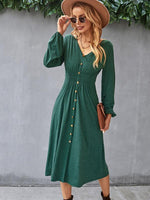 Midi Jurk met V-hals en Knopsluiting - Midi Dresses - Jurkjes.co