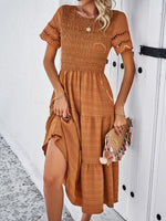 Midi Jurk met V-hals en Lace Mouwen - Midi Dresses - Jurkjes.co