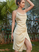 Midi Jurk met V-hals en Open Rug - Midi Dresses - Jurkjes.co