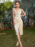 Midi Jurk met V-hals en Open Rug - Midi Dresses - Jurkjes.co