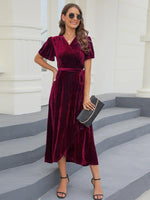 Midi Jurk met V-hals en Plooirok - Maxi Dresses - Jurkjes.co