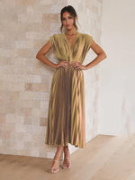 Midi Jurk met V-hals en Plooirok - Midi Dresses - Jurkjes.co