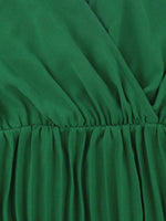 Midi Jurk met V-hals en Plooirok - Midi Dresses - Jurkjes.co