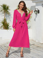 Midi Jurk met V-hals en Plooirok - Midi Dresses - Jurkjes.co