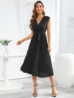 Midi Jurk met V-hals en Plooirok - Midi Dresses - Jurkjes.co