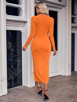 Midi Jurk met V-hals en Splitdetail - Maxi Dresses - Jurkjes.co