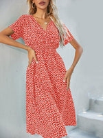 Midi Jurk met V-hals en Stippenprint - Midi Dresses - Jurkjes.co