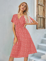 Midi Jurk met V-hals en Stippenprint - Midi Dresses - Jurkjes.co