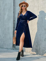 Midi Jurk met V-hals en Strikceintuur - Midi Dresses - Jurkjes.co