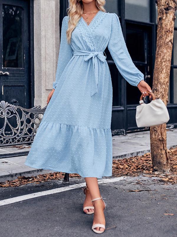 Midi Jurk met V-hals en Tailleband - Group8 - Jurkjes.co