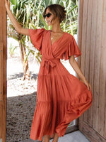 Midi Jurk met V-hals en Taillekoord - Midi Dresses - Jurkjes.co