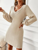 Midi Jurk met V-hals en Textuur Stof - Mini Dresses - Jurkjes.co