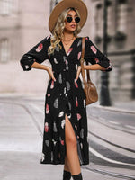 Midi Jurk met V-hals en Veerprint - Midi Dresses - Jurkjes.co