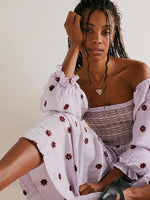 Midi Jurk met Vierkante Hals en Borduursel - Maxi Dresses - Jurkjes.co