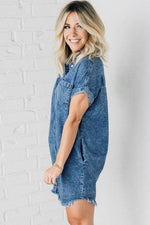 Mineraal Gewassen Denim Jurk met Franje - Mini Dresses - Jurkjes.co
