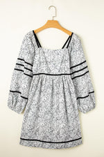 Mini Jurk met Bloemenprint en Ballonmouwen - Floral Dresses - Jurkjes.co