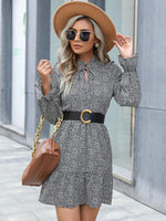 Mini Jurk met Ceintuur en Stijlvol Design - Maxi Dresses - Jurkjes.co