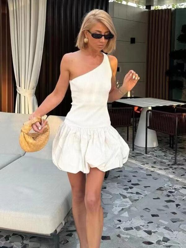 Mini Jurk met Eén Schouder en Plooirok - Group13 - Jurkjes.co