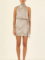 Mini Jurk met Halternekkraag en Drapé - Mini Dresses - Jurkjes.co