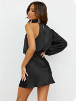 Mini Jurk met Hoge Hals en One-Shoulder - Mini Dresses - Jurkjes.co