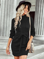 Mini Jurk met Hoge Hals en Strikceintuur - Mini Dresses - Jurkjes.co