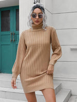 Mini Jurk met Hoge Kraag en Ceintuur - Group3 - Jurkjes.co