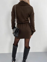 Mini Jurk met Hoge Kraag en Ceintuur - Midi Dresses - Jurkjes.co