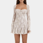 Mini Jurk met Kanten Details en Klokmouwen - CB - Dresses - Jurkjes.co