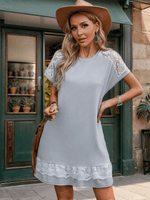 Mini Jurk met Kanten Details - Mini Dresses - Jurkjes.co