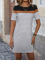 Mini Jurk met Kleurblok en Strepen - Group8 - Jurkjes.co