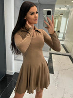 Mini Jurk met Kraag en Elegante Snit - Midi Dresses - Jurkjes.co