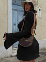 Mini Jurk met Lange Mouwen en V-hals - Group3 - Jurkjes.co