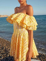 Mini Jurk met Off-Shoulder en Geometrisch Patroon - Mini Dresses - Jurkjes.co