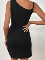 Mini Jurk met One-Shoulder en Buckle Strap - Mini Dresses - Jurkjes.co