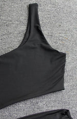 Mini Jurk met One-Shoulder en Cut-Out - Group4 - Jurkjes.co